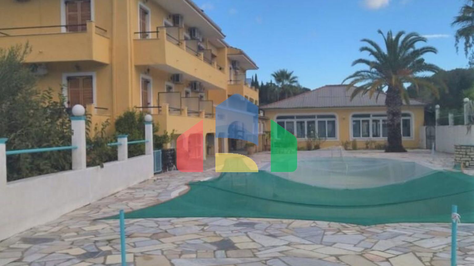 Продаж - Готель на о. Корфу