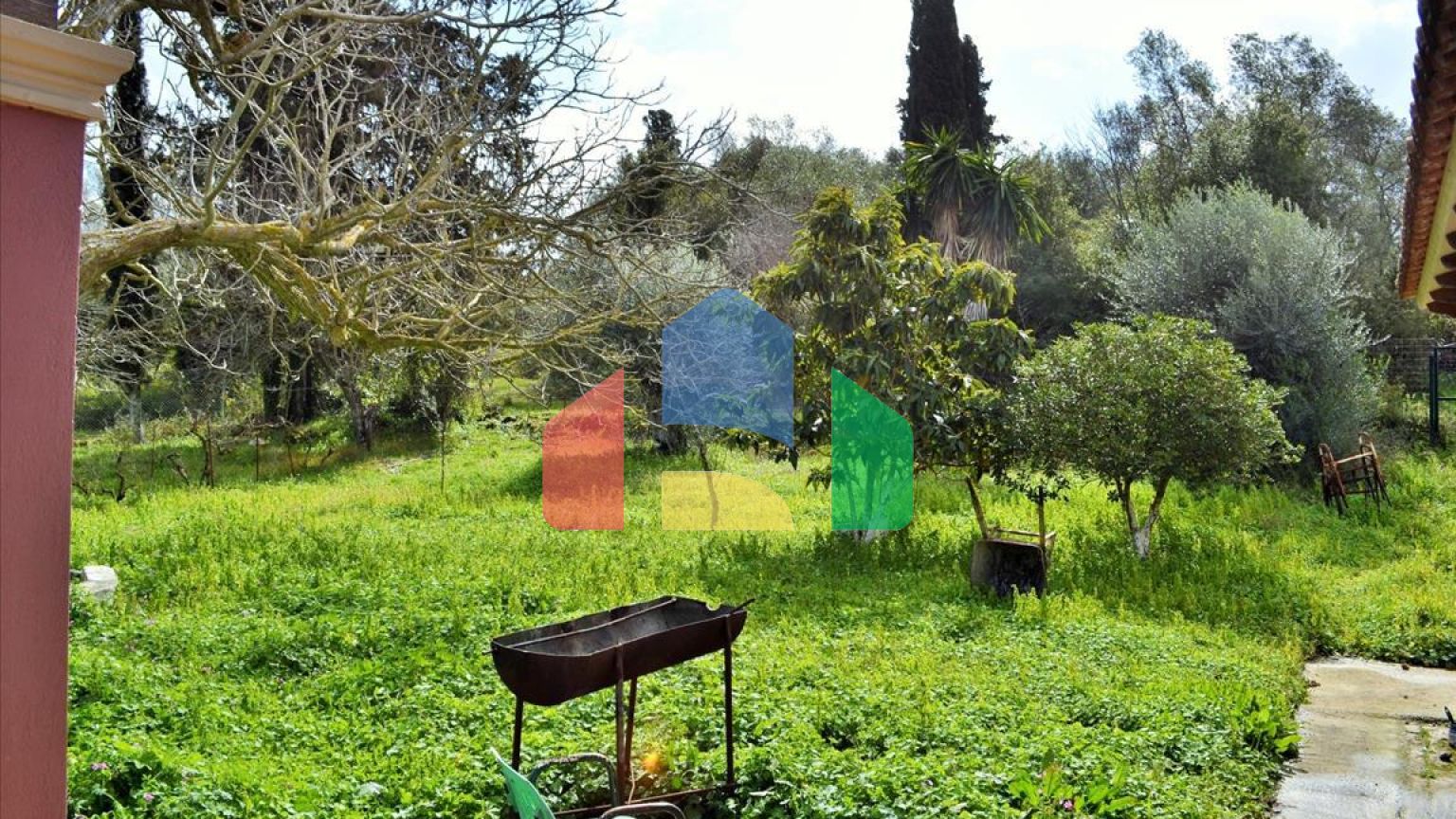 Продажа - Коттедж 220 m² на о. Корфу