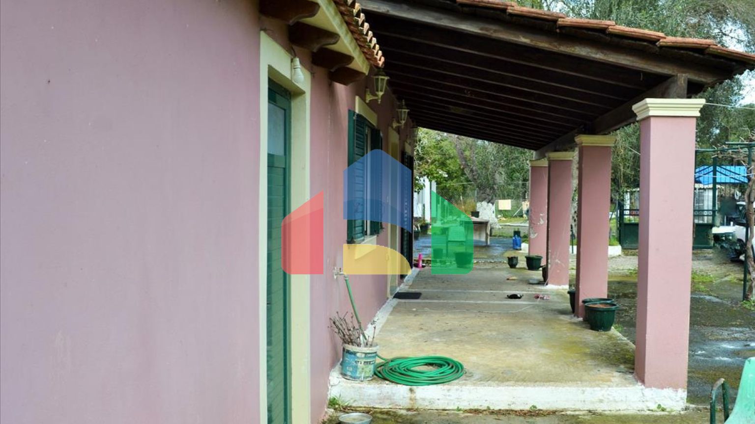 Продажа - Коттедж 220 m² на о. Корфу