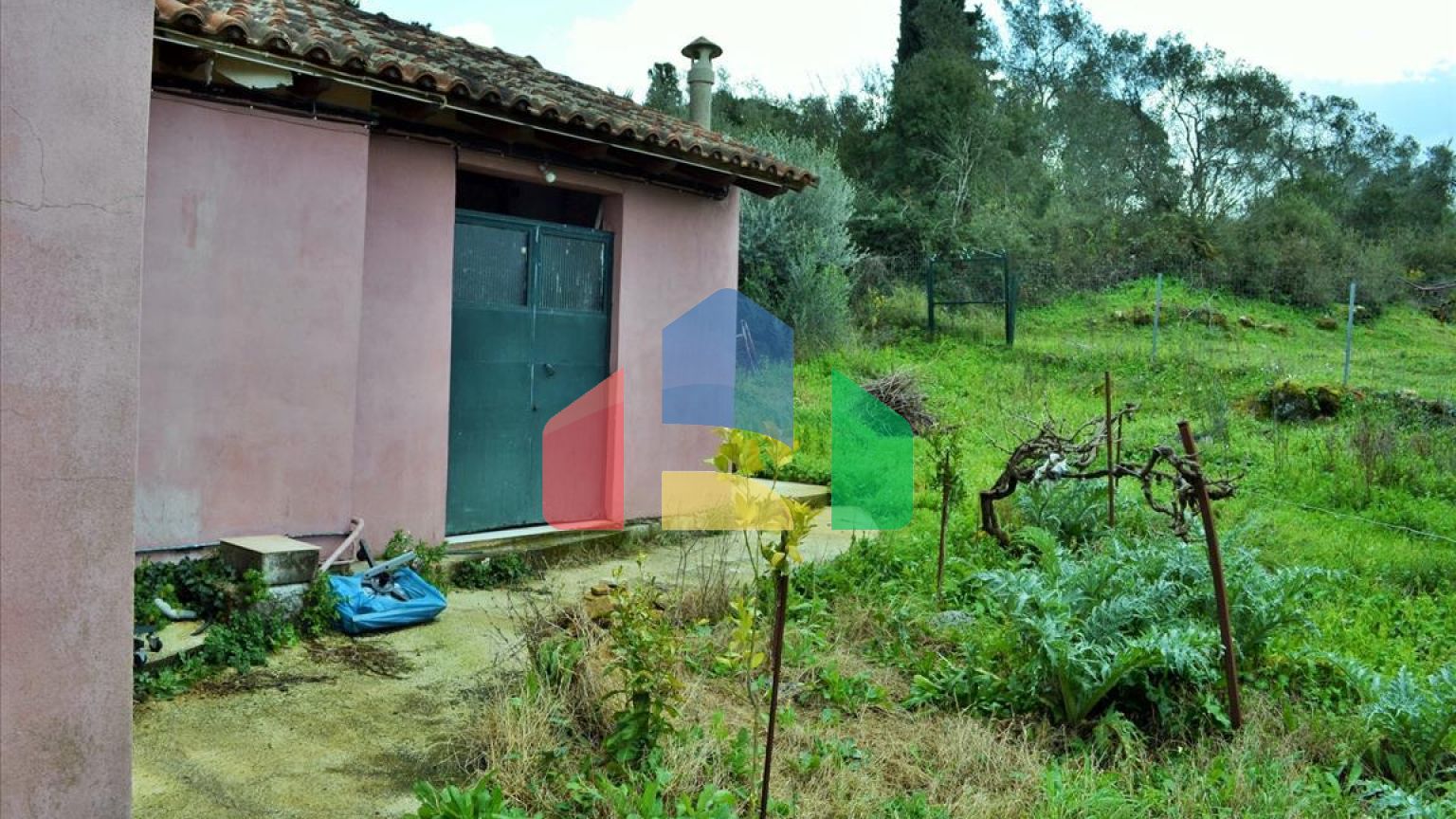 Продажа - Коттедж 220 m² на о. Корфу