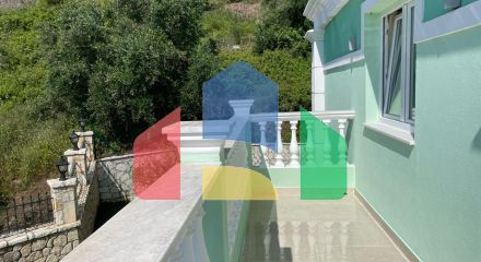 Продажа - Вилла 300 m² на о. Корфу