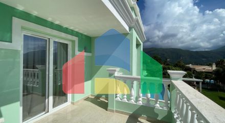 Продажа - Вилла 300 m² на о. Корфу