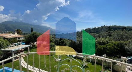 Продажа - Вилла 300 m² на о. Корфу