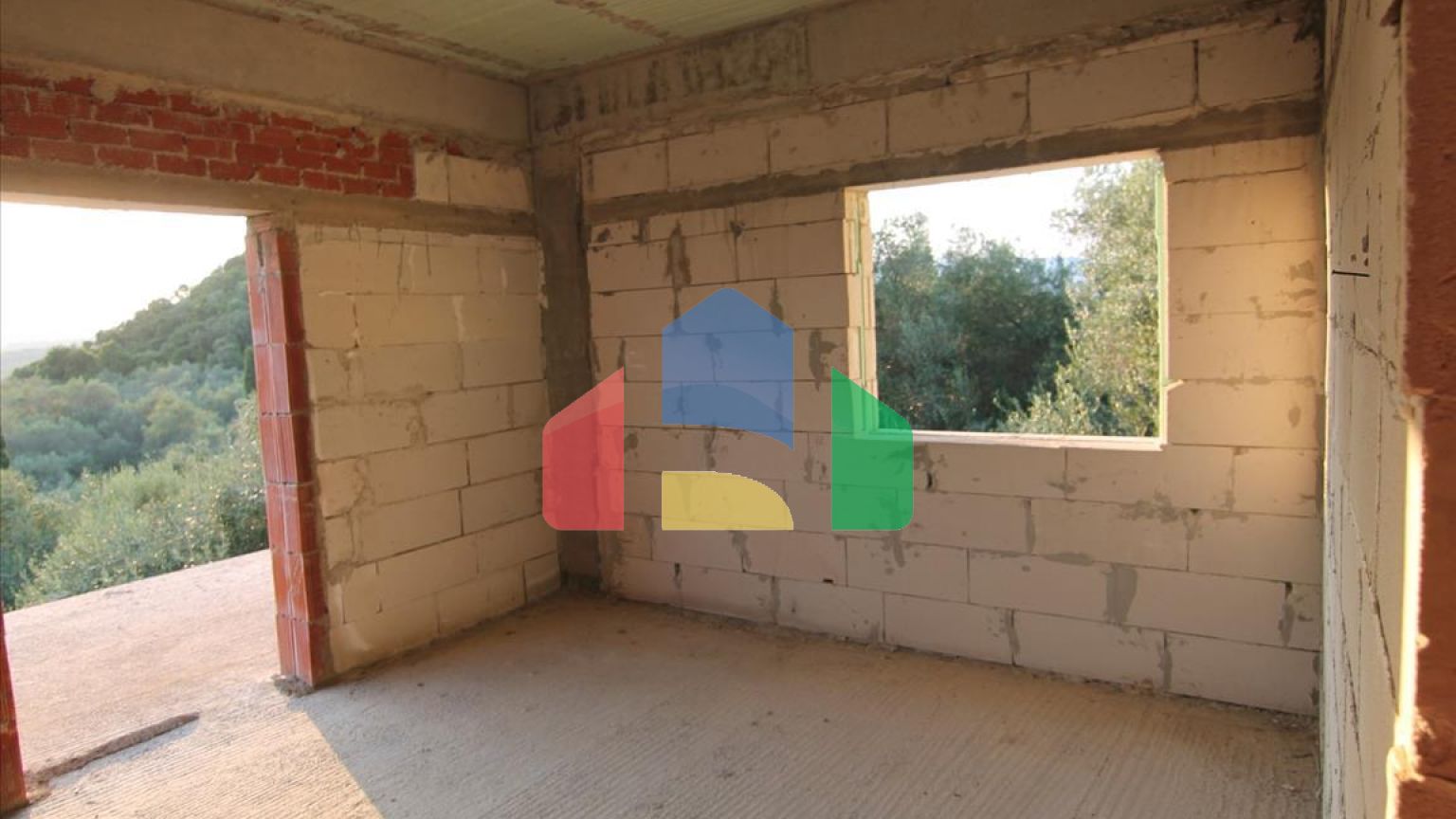 Продаж - Котедж 250 m² на о. Корфу