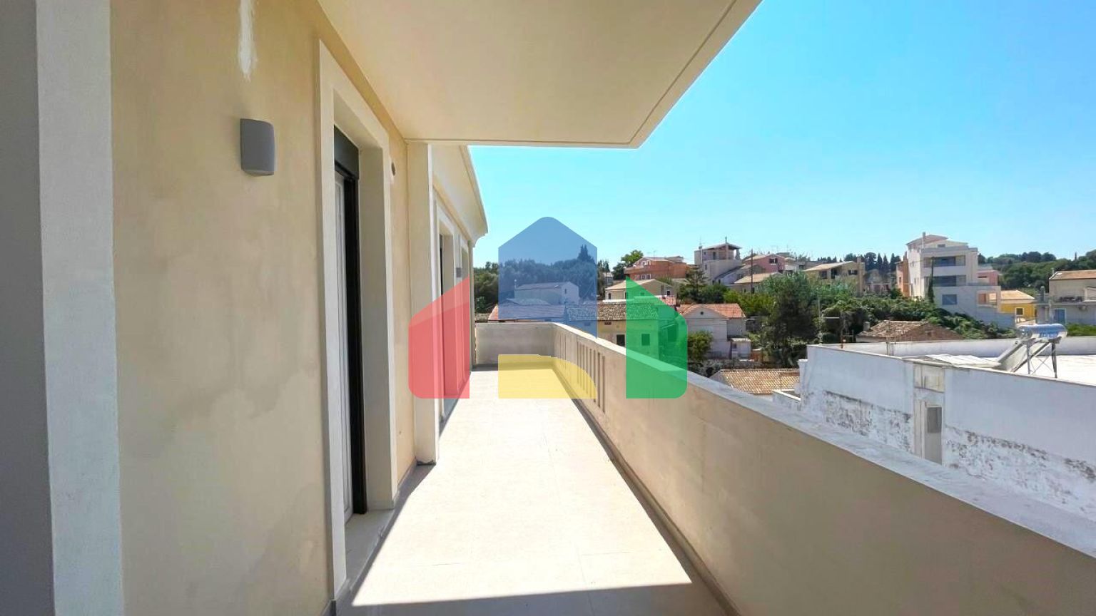 Продаж - Квартира 84 m² на о. Корфу