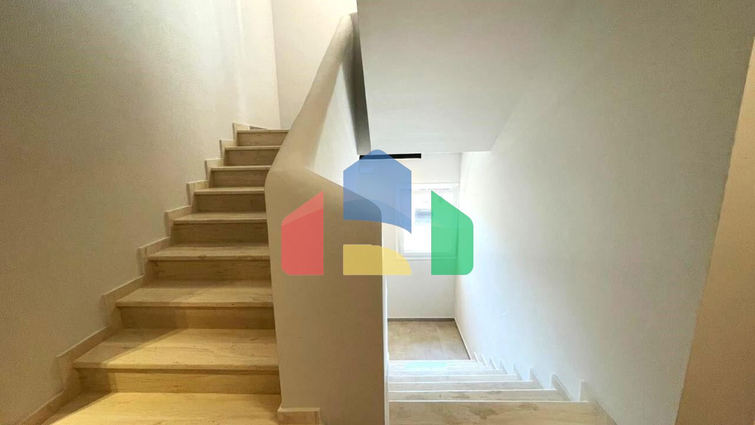 Продаж - Квартира 84 m² на о. Корфу