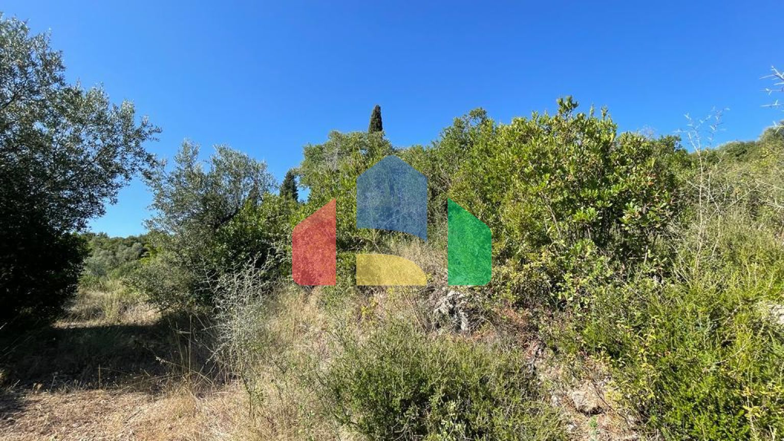 Продажа - Земельный участок 2569 m² на о. Корфу