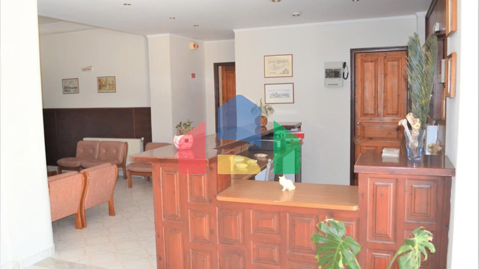 Продаж - Готель 997 m² на о. Корфу