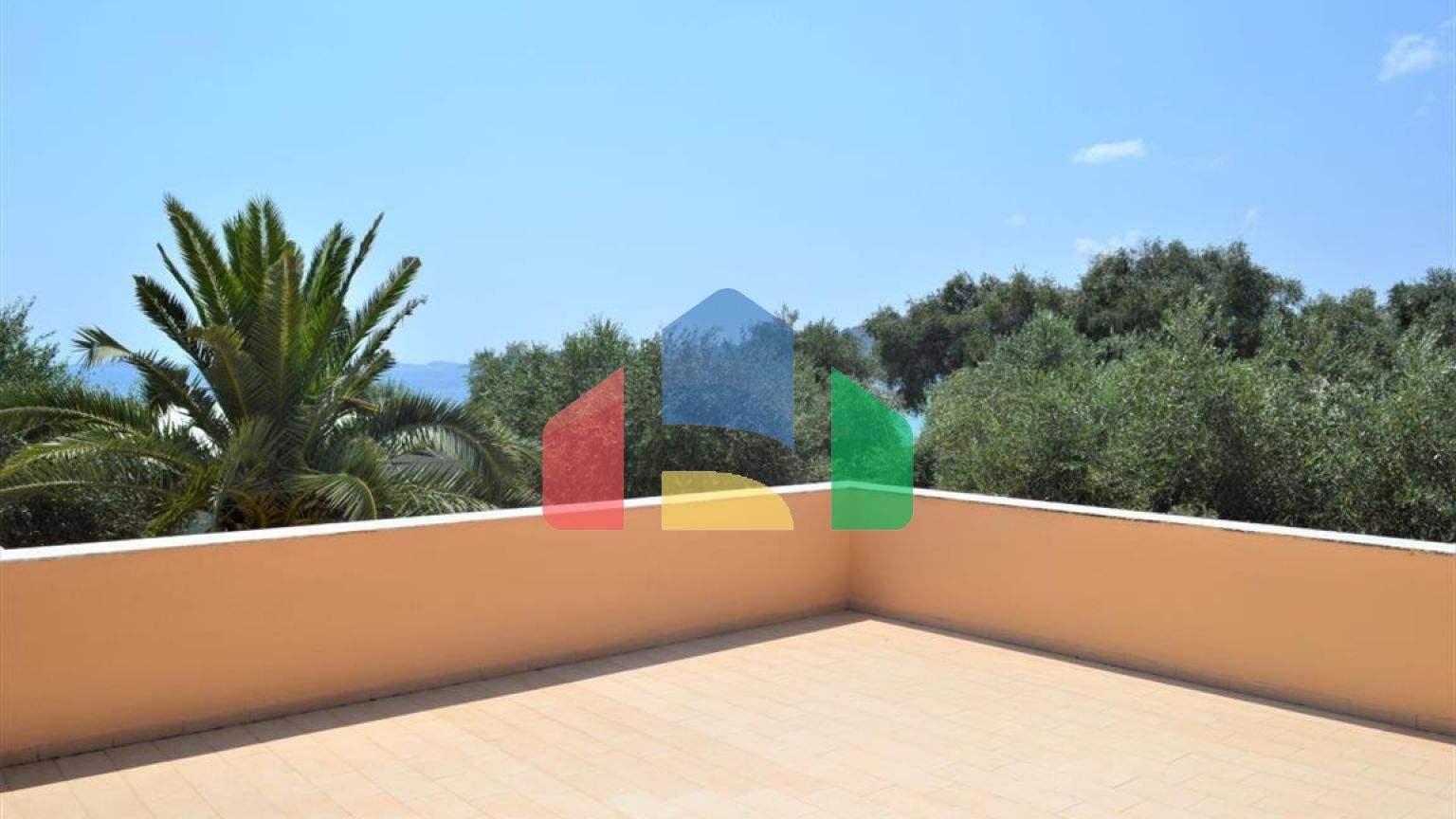 Продаж - Готель 997 m² на о. Корфу