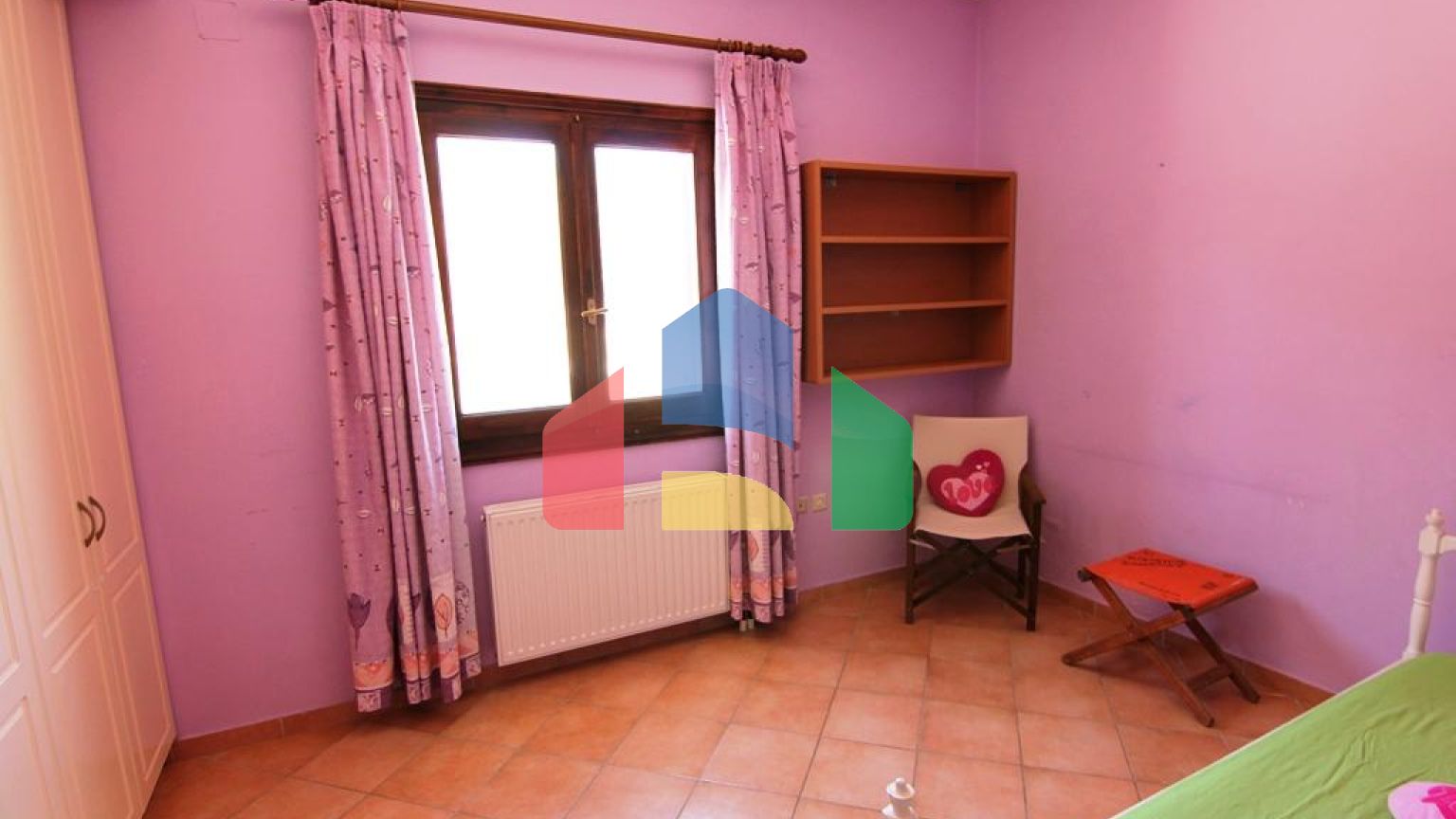 Продаж - Котедж 270 m² на о. Корфу