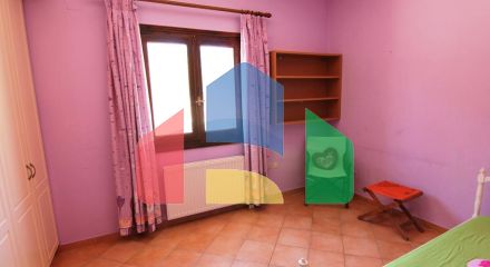 Продаж - Котедж 270 m² на о. Корфу