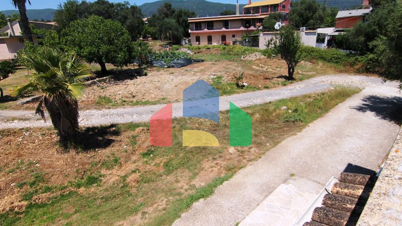 Продаж - Котедж 270 m² на о. Корфу