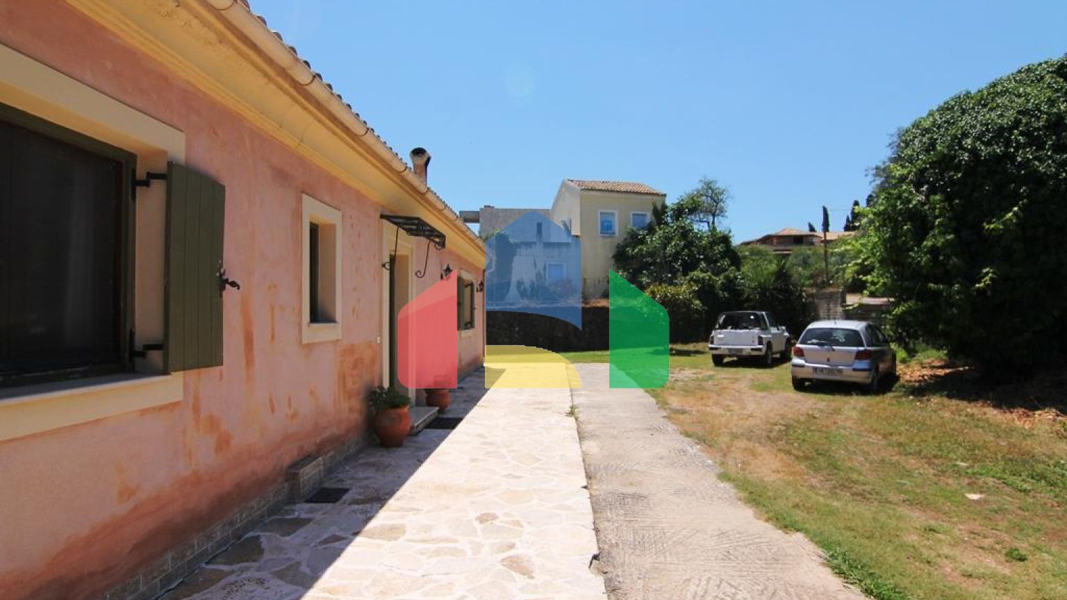 Продаж - Котедж 270 m² на о. Корфу