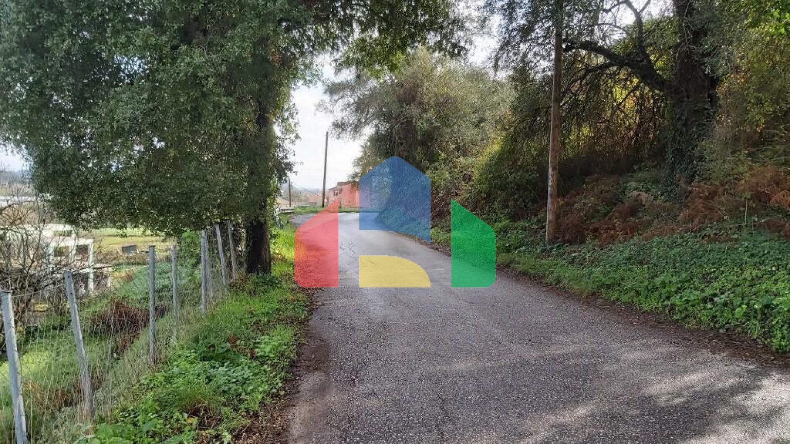 Продаж - Земельна ділянка 2200 m² на о. Корфу