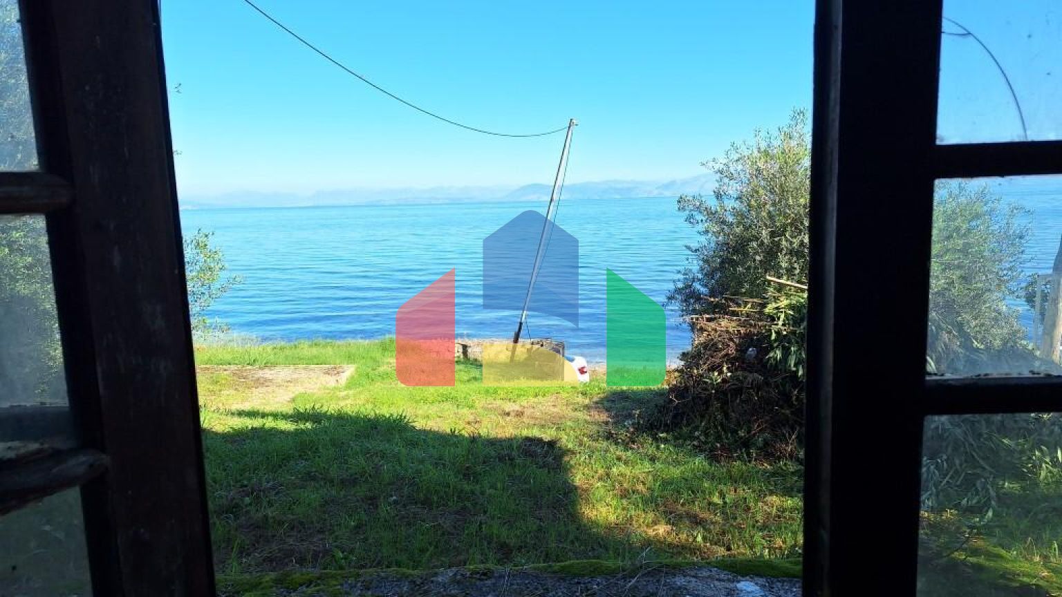 Продажа - Коттедж 128 m² на о. Корфу