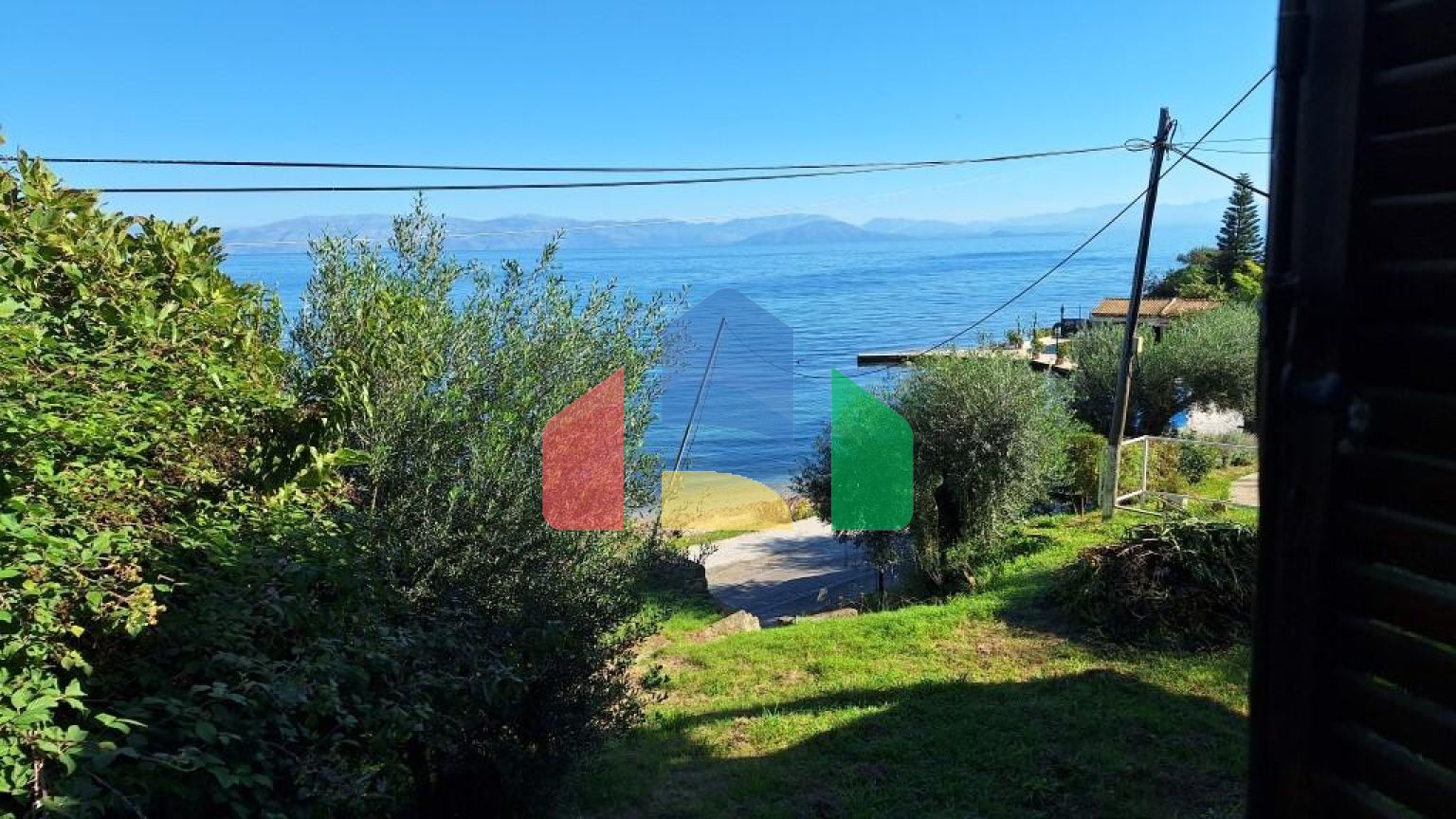 Продажа - Коттедж 128 m² на о. Корфу