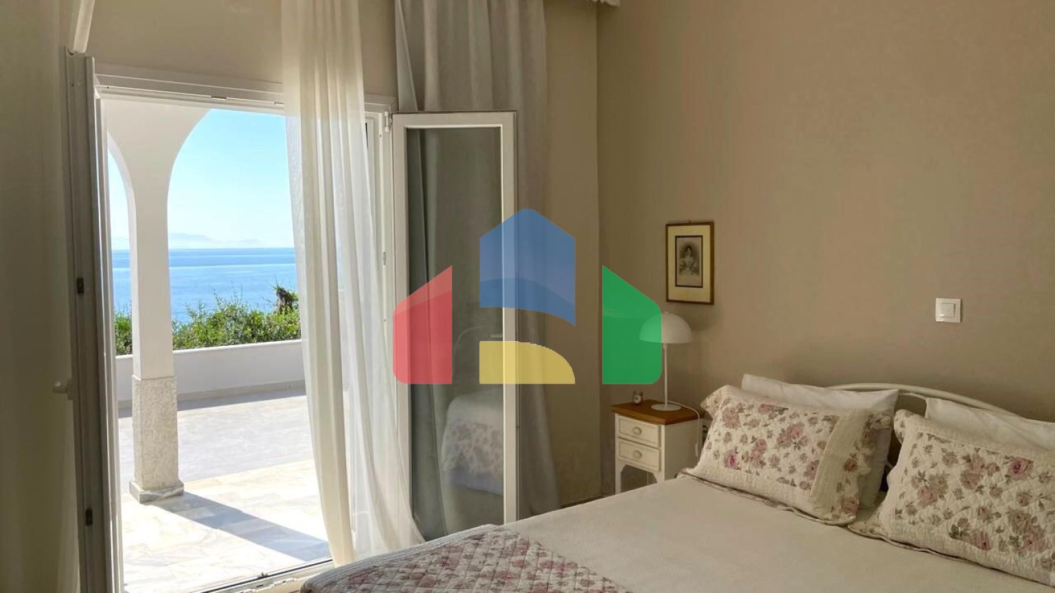 Продажа - Коттедж 209 m² на о. Корфу