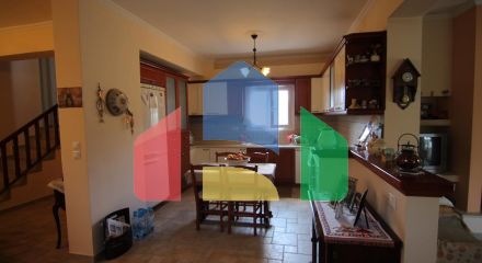Продажа - Коттедж 204 m² на о. Корфу