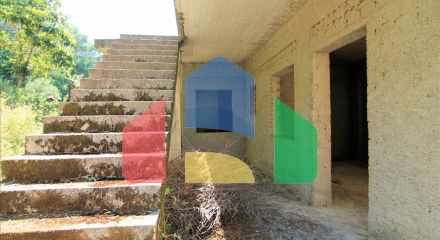 Продаж - Готель 480 m² на о. Корфу