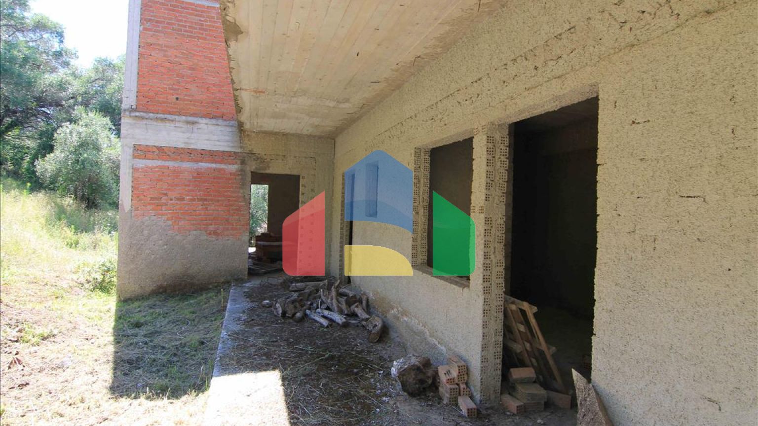 Продаж - Готель 480 m² на о. Корфу