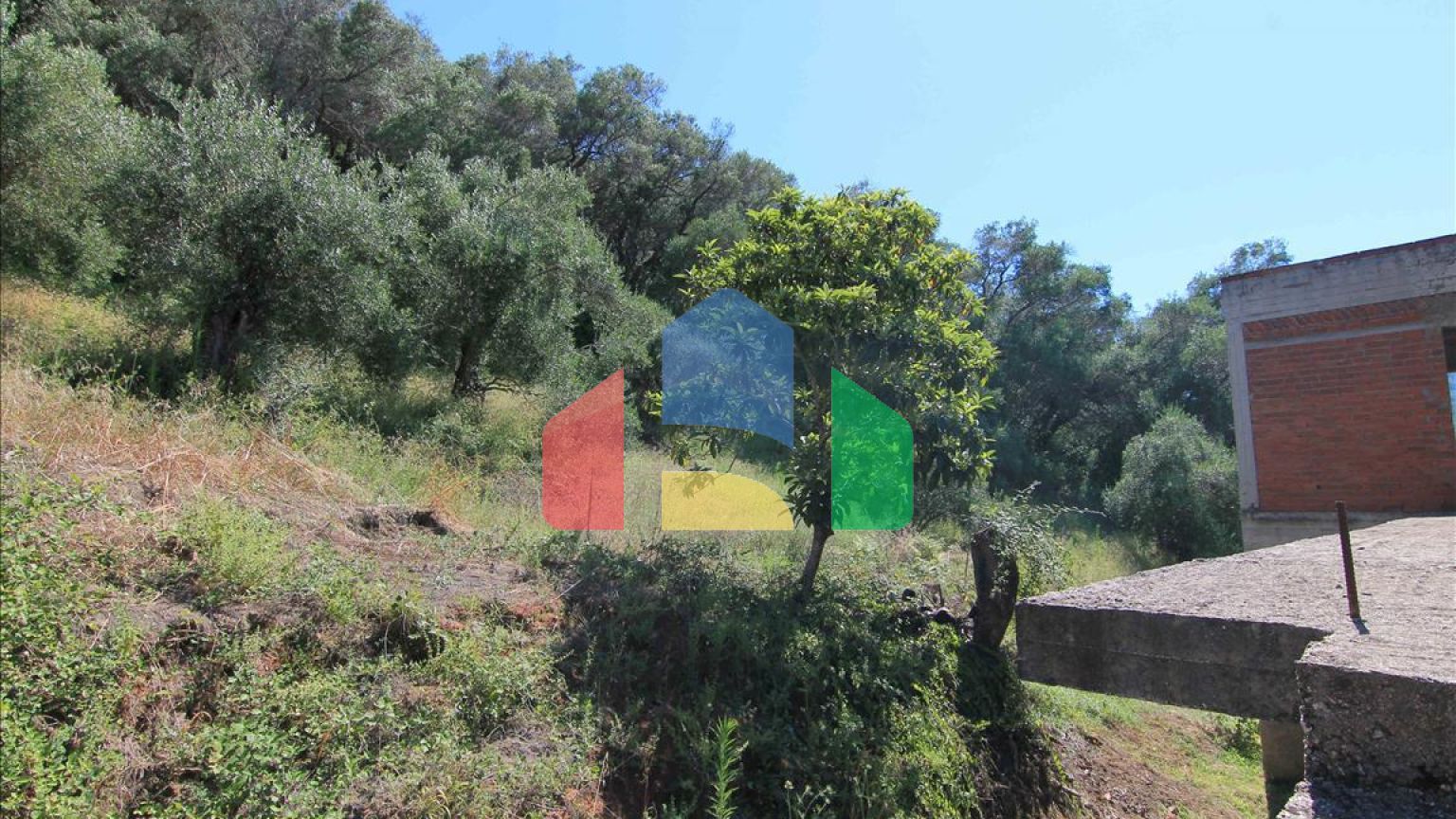 Продаж - Готель 480 m² на о. Корфу