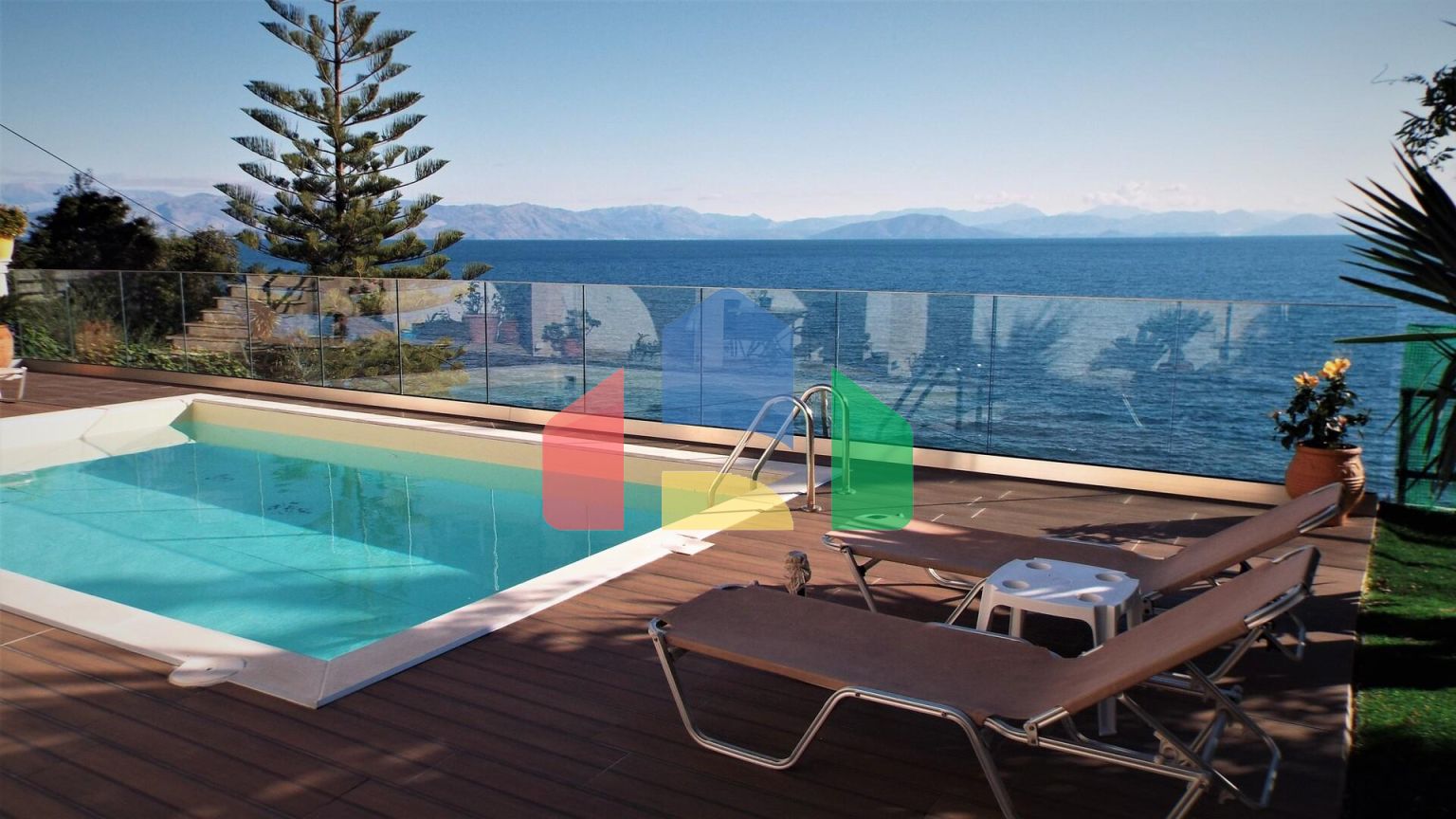 Продаж - Вілла 255 m² на о. Корфу