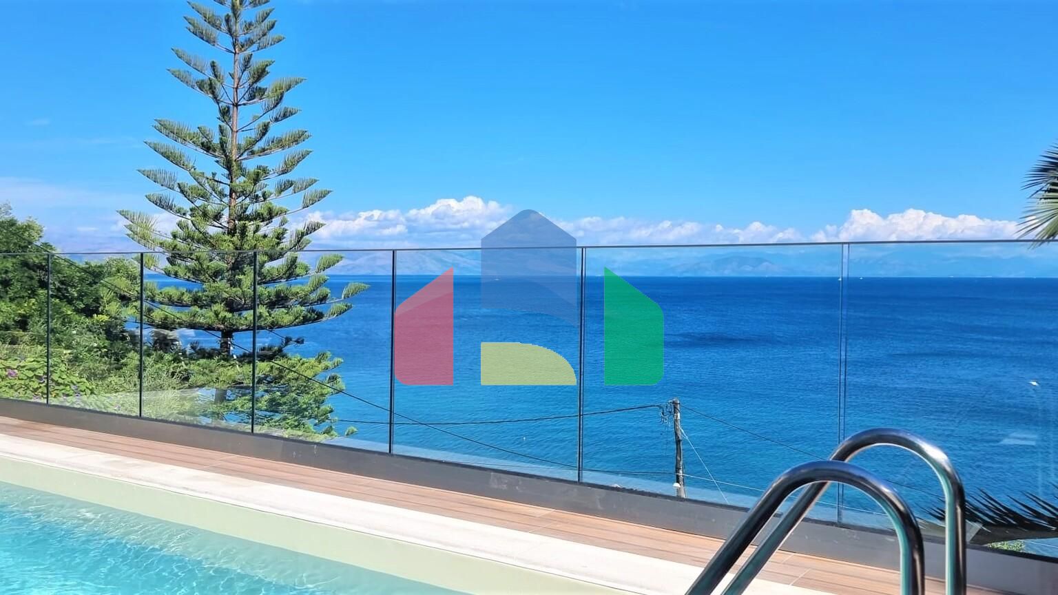 Продаж - Вілла 255 m² на о. Корфу