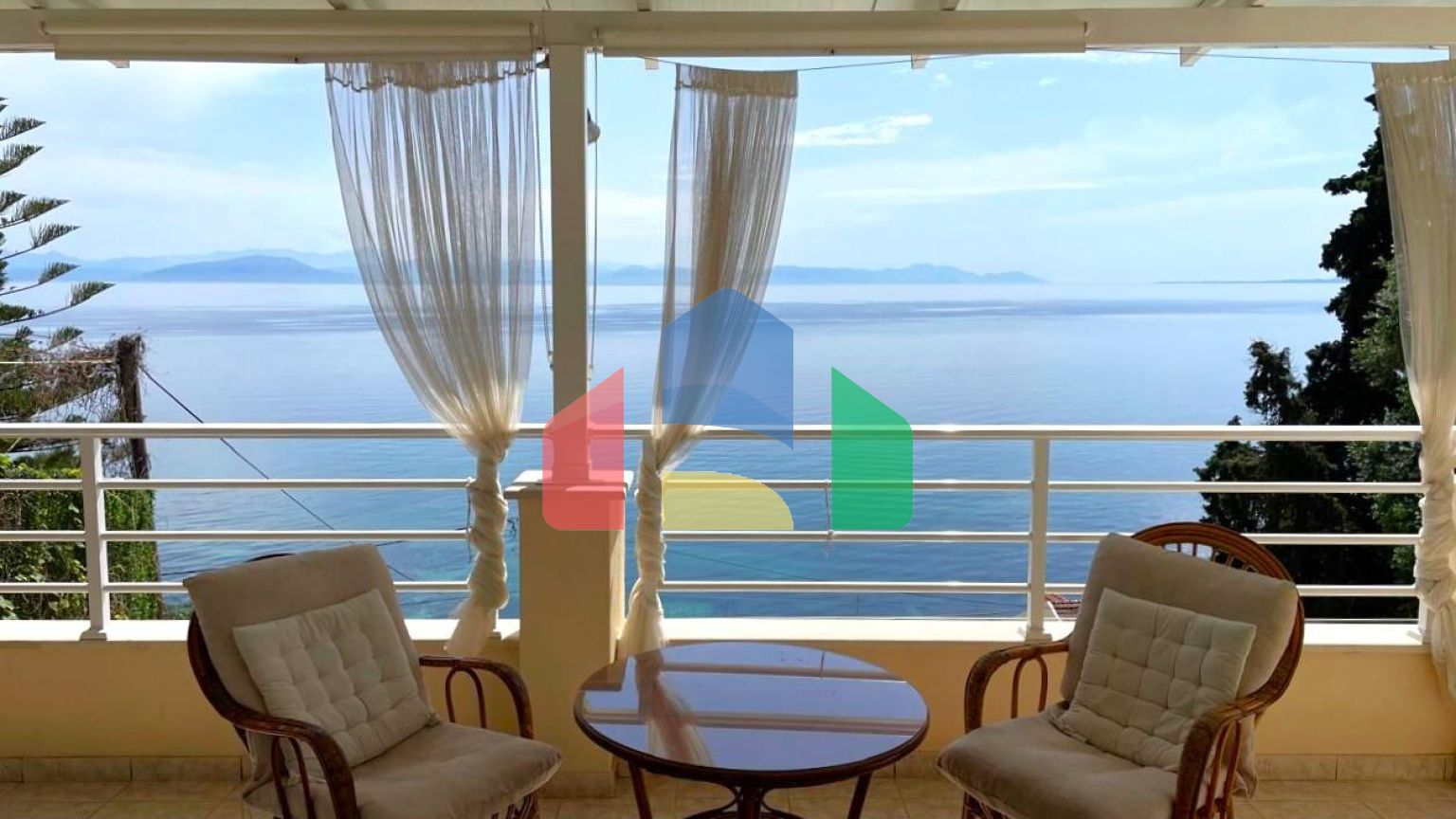 Продаж - Вілла 255 m² на о. Корфу