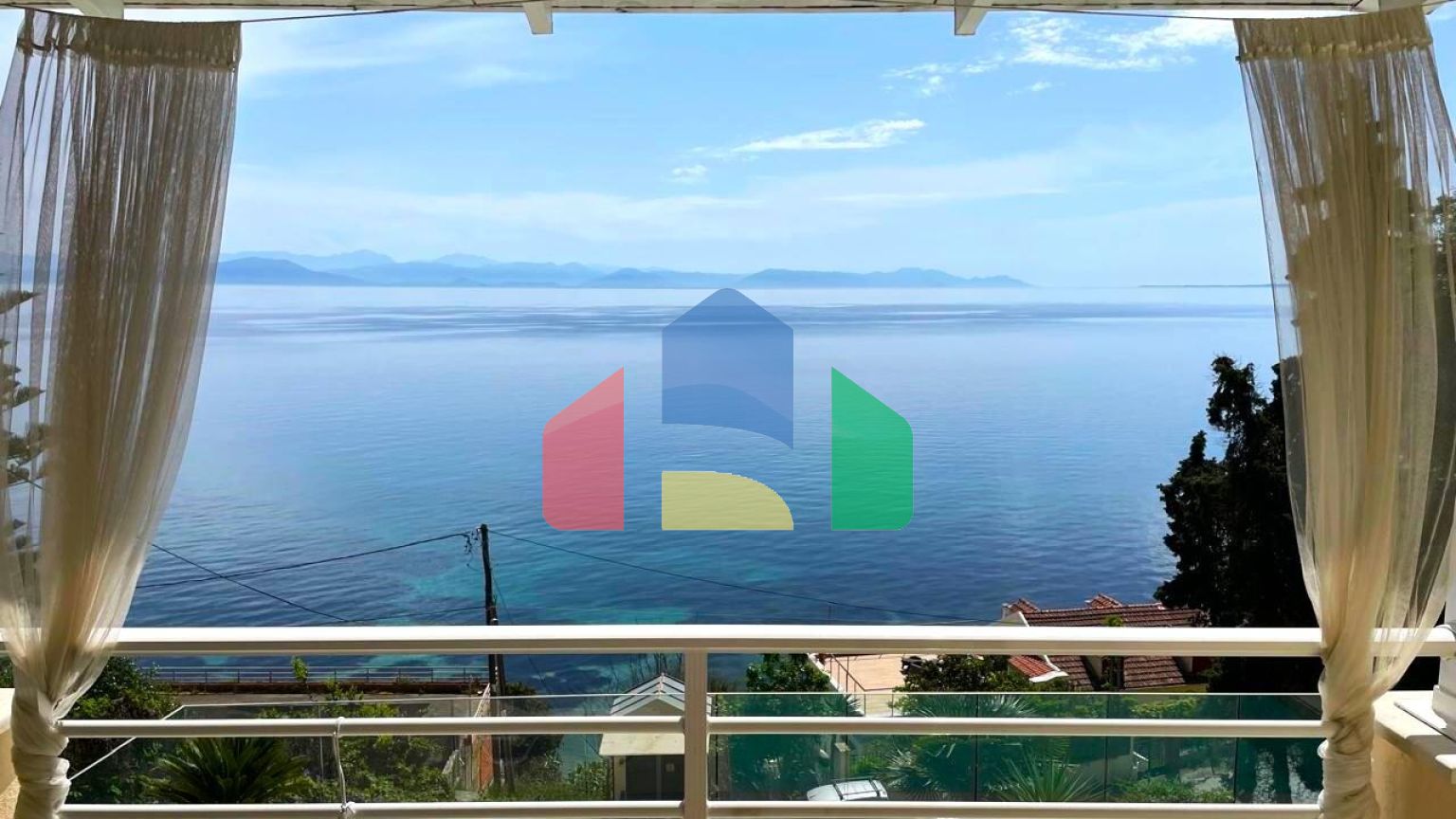 Продаж - Вілла 255 m² на о. Корфу