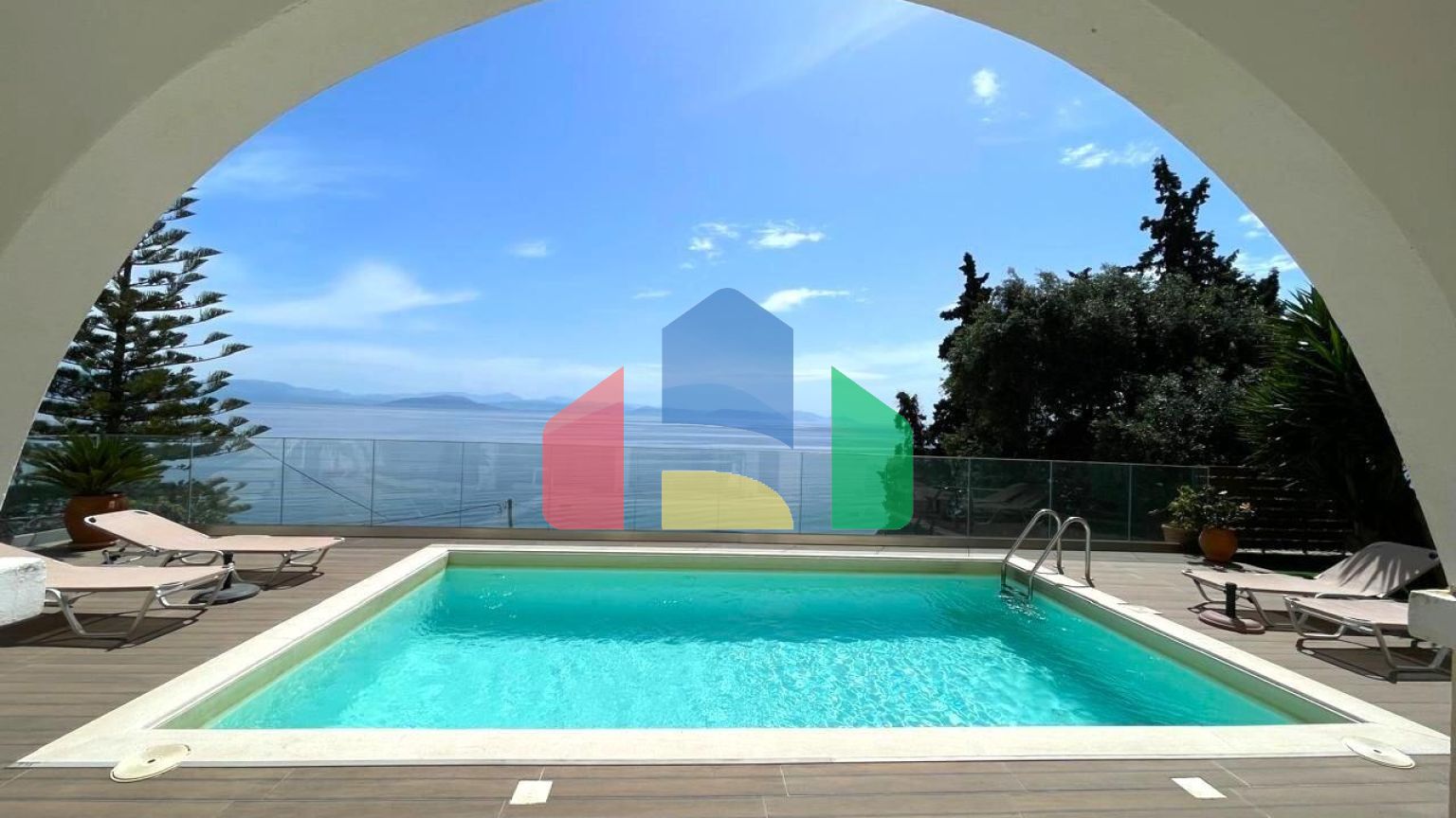 Продаж - Вілла 255 m² на о. Корфу