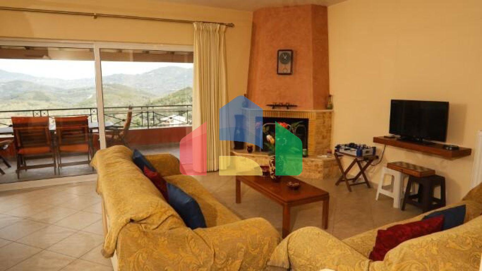 Продаж - Котедж 160 m² на о. Корфу