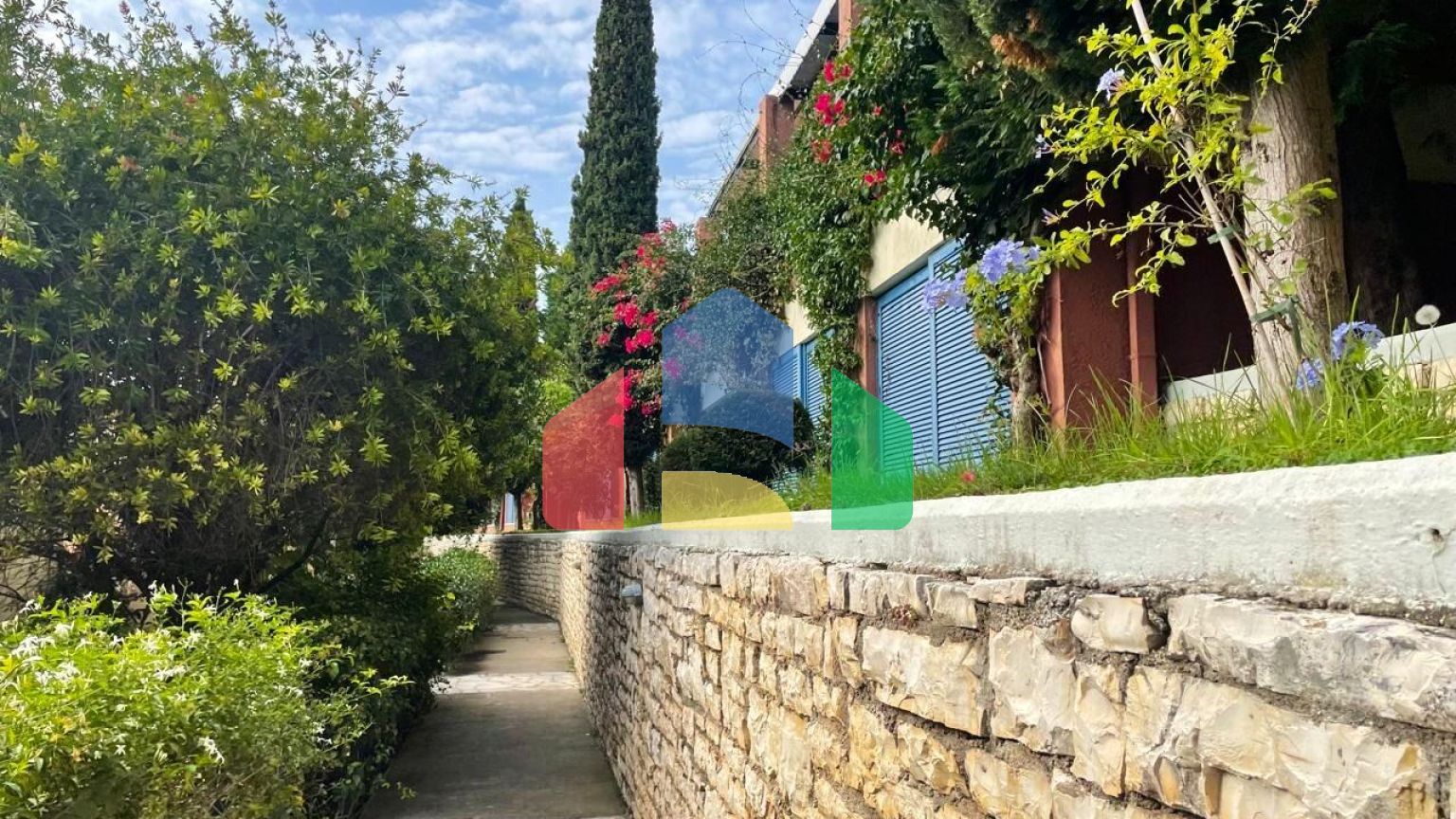 Продажа - Квартира 56 m² на о. Корфу