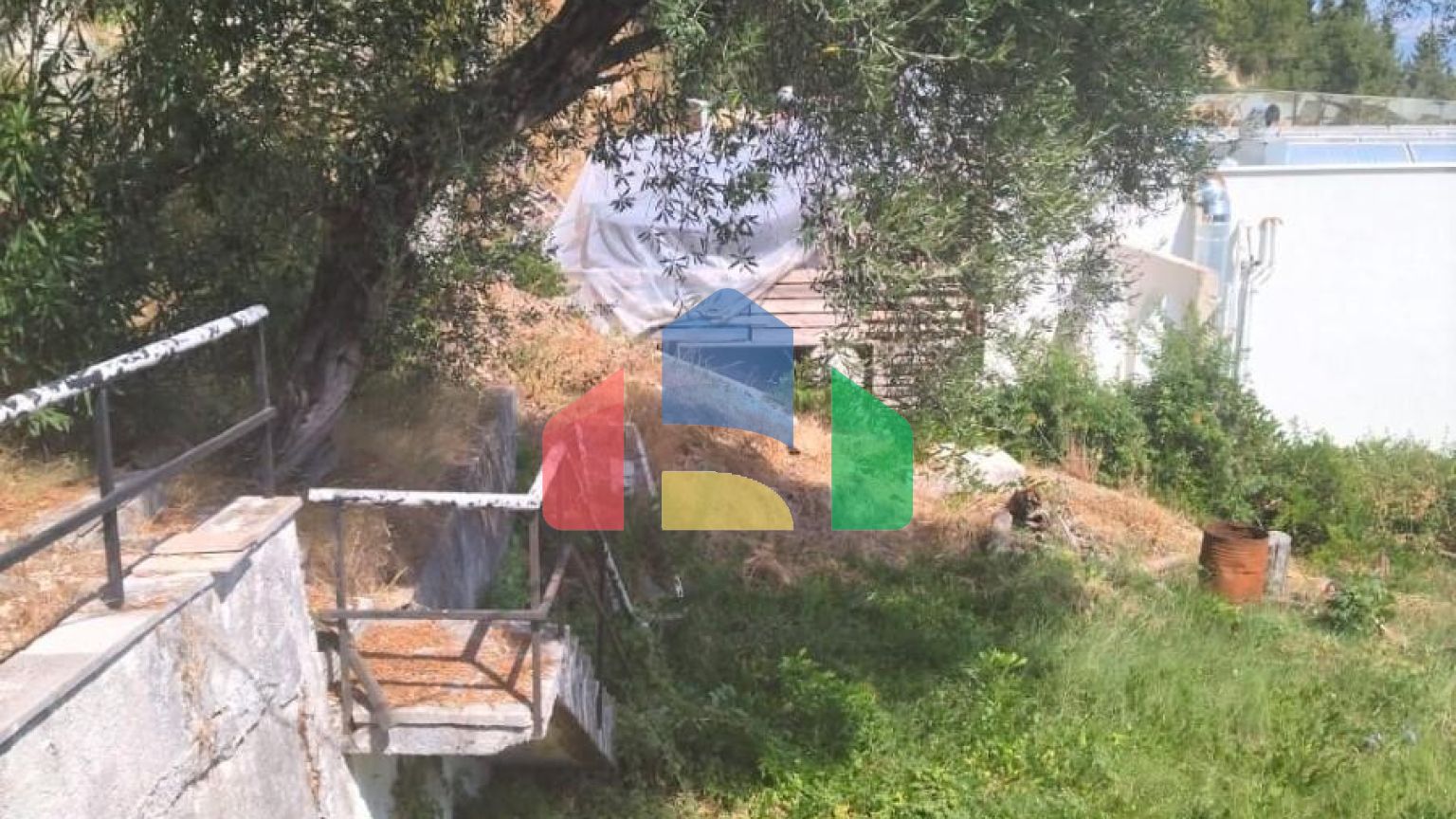 Продажа - Коттедж 240 m² на о. Корфу