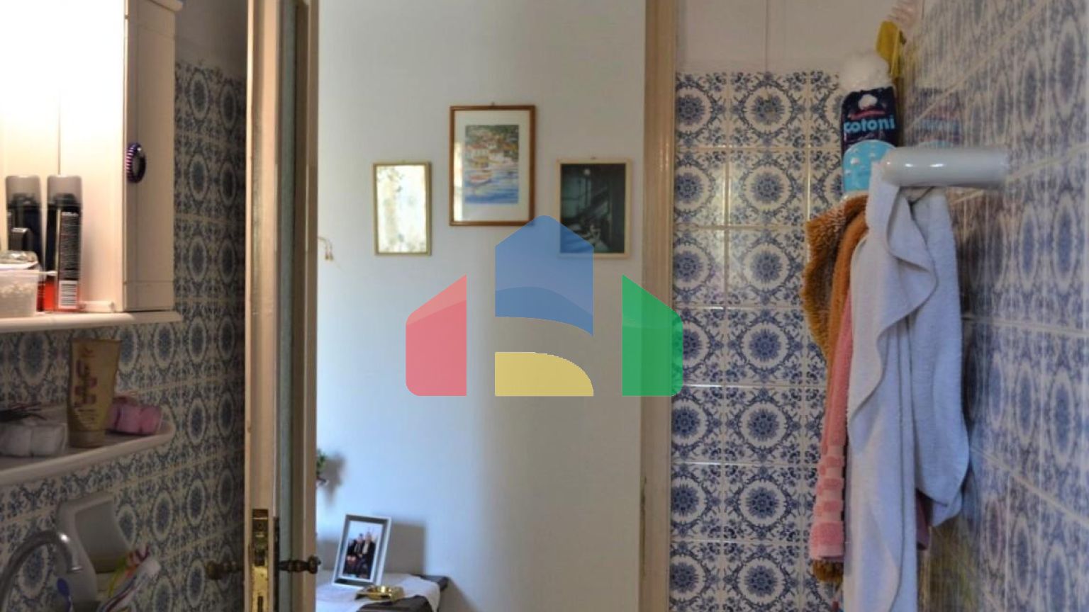 Продаж - Котедж 365 m² на о. Корфу