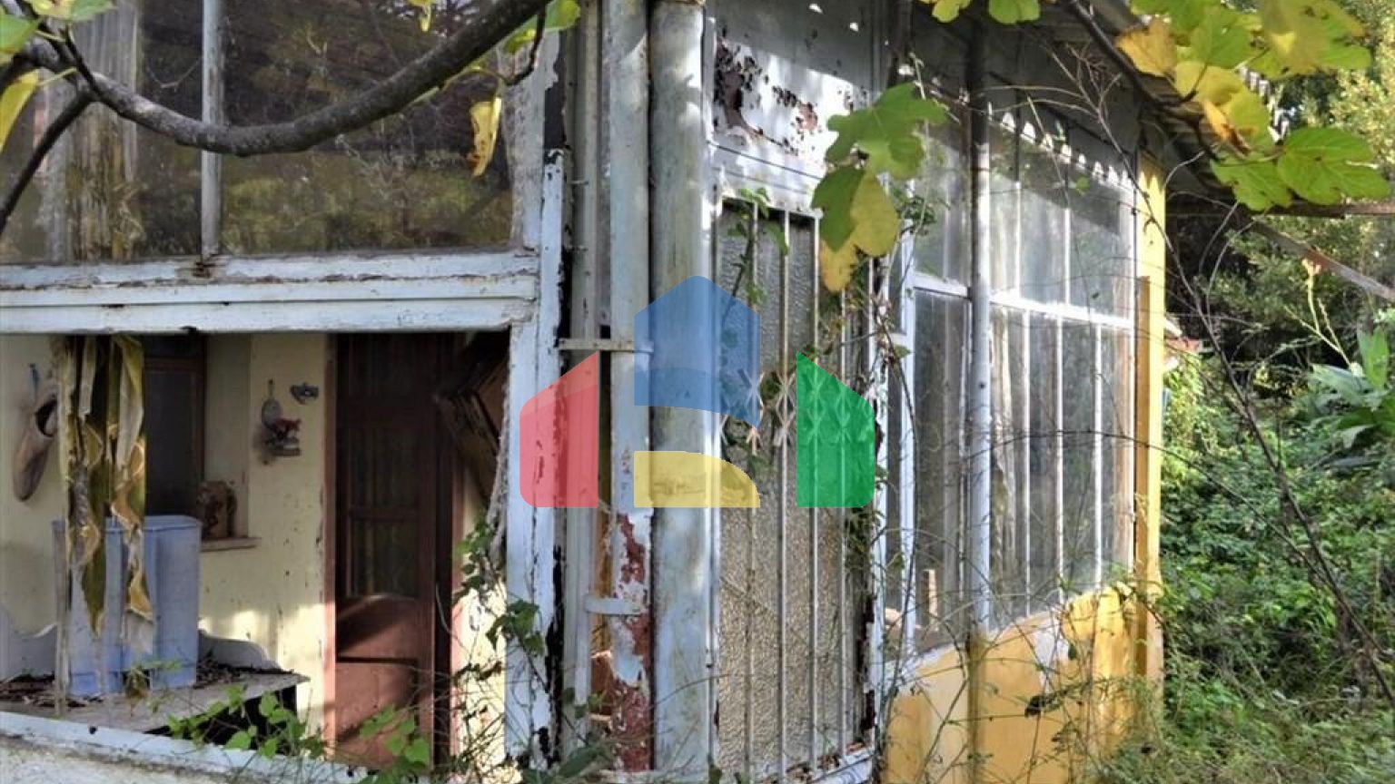 Продаж - Котедж 365 m² на о. Корфу