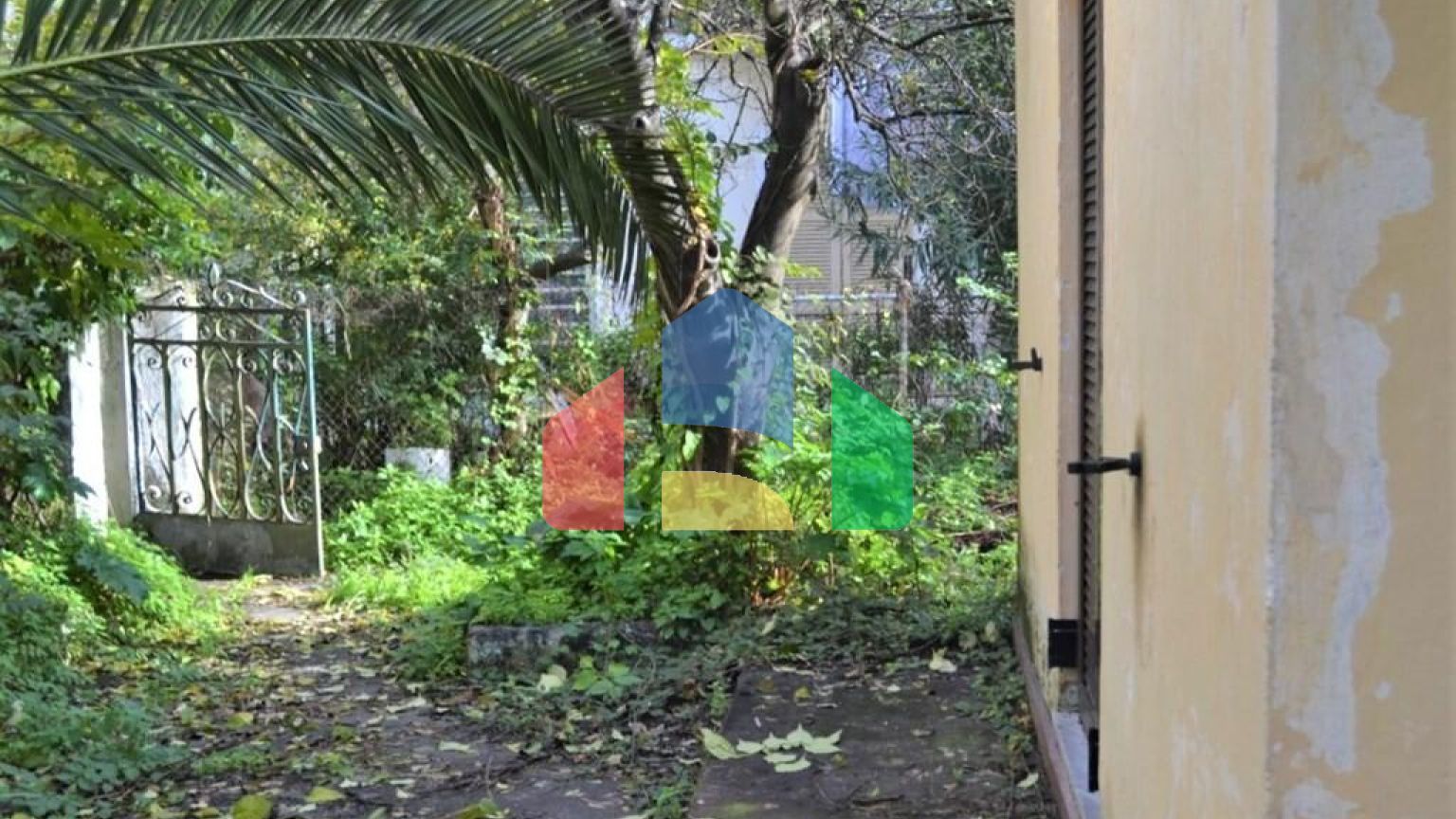 Продаж - Котедж 365 m² на о. Корфу