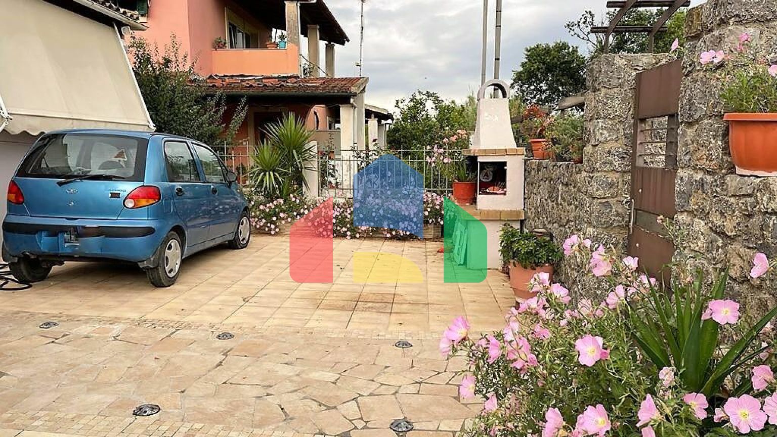 Продажа - Квартира 116 m² на о. Корфу