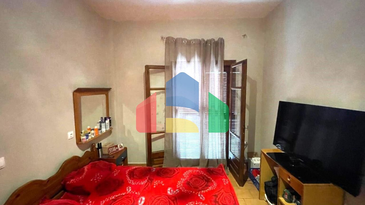 Продаж - Будівля 480 m² на о. Корфу