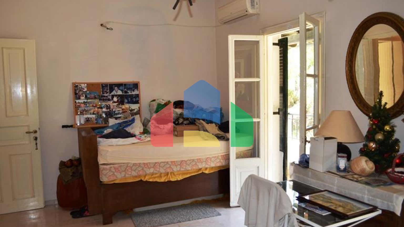 Продаж - Котедж 400 m² на о. Корфу