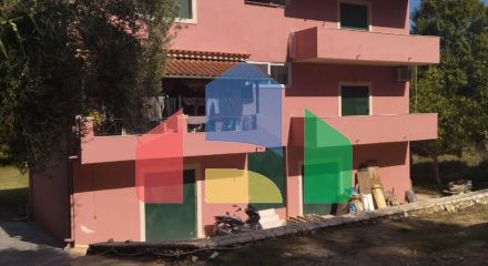 Продаж - Котедж 400 m² на о. Корфу