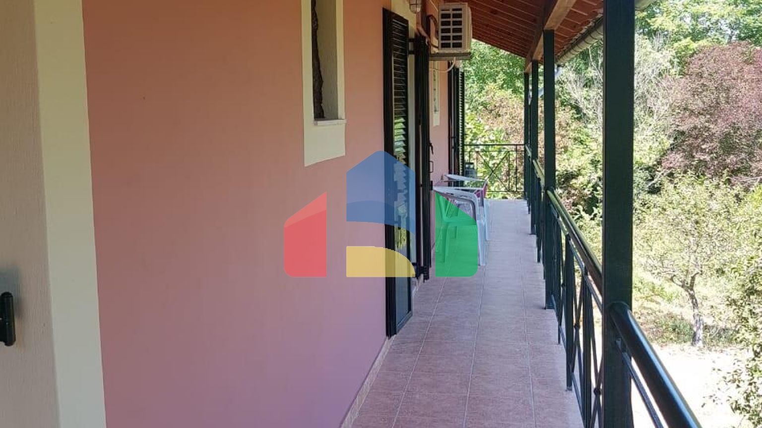 Продаж - Котедж 400 m² на о. Корфу