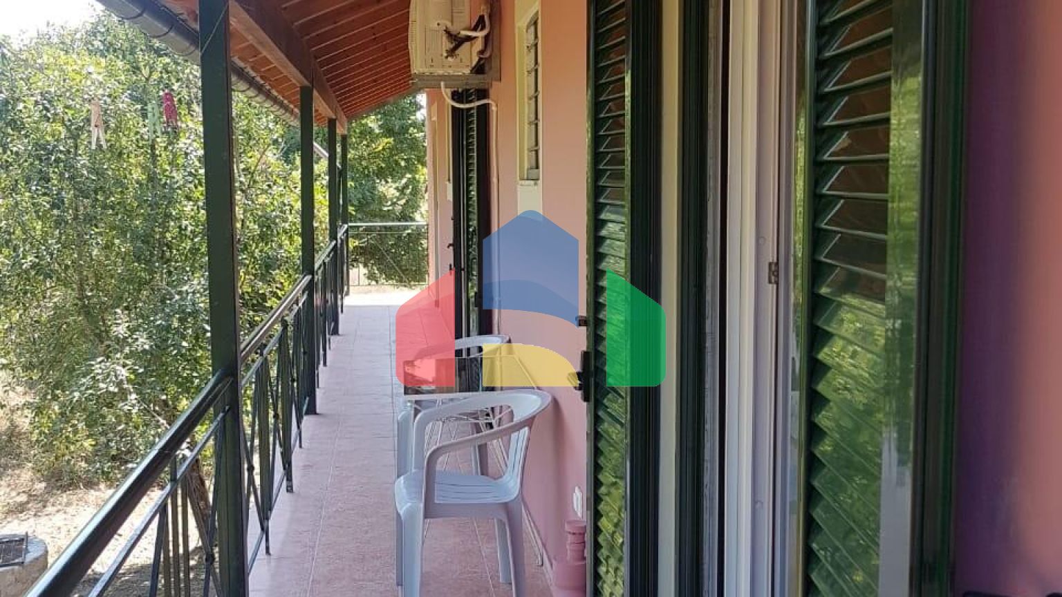 Продаж - Котедж 400 m² на о. Корфу