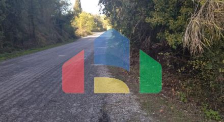 Продаж - Котедж 400 m² на о. Корфу