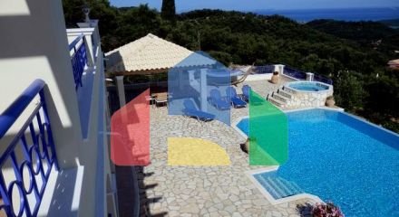 Продажа - Вилла 296 m² на о. Корфу