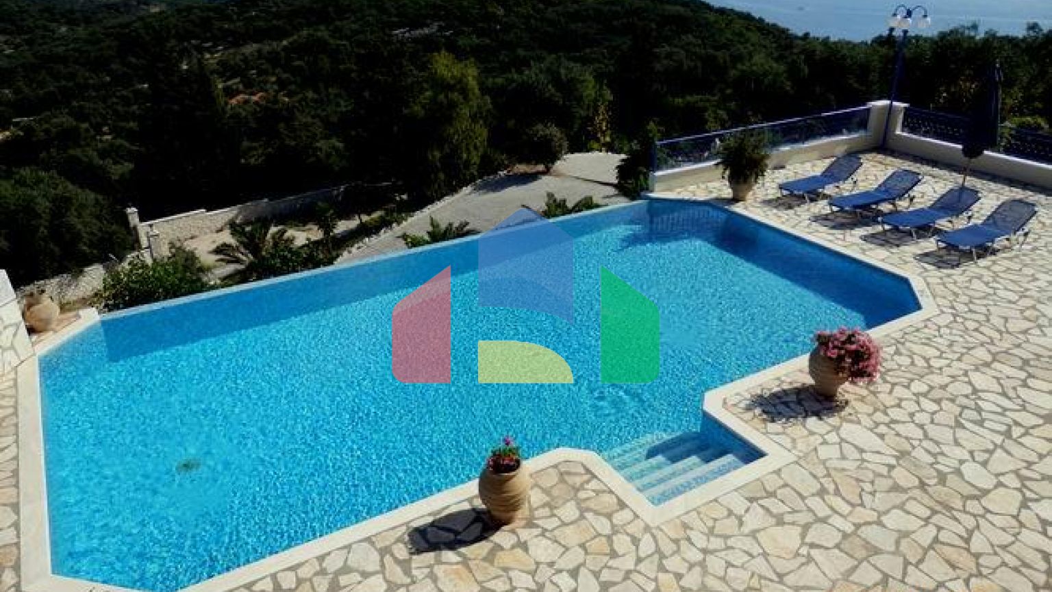 Продажа - Вилла 296 m² на о. Корфу