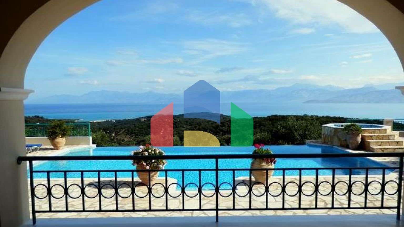 Продажа - Вилла 296 m² на о. Корфу