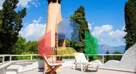 Продажа - Вилла 250 m² на о. Корфу