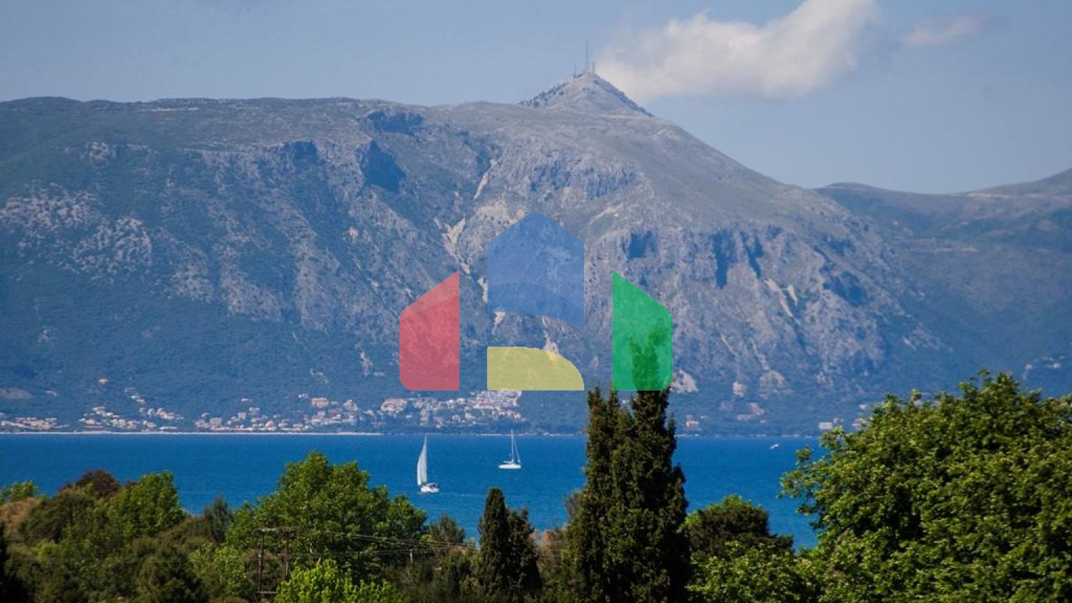 Продажа - Вилла 250 m² на о. Корфу