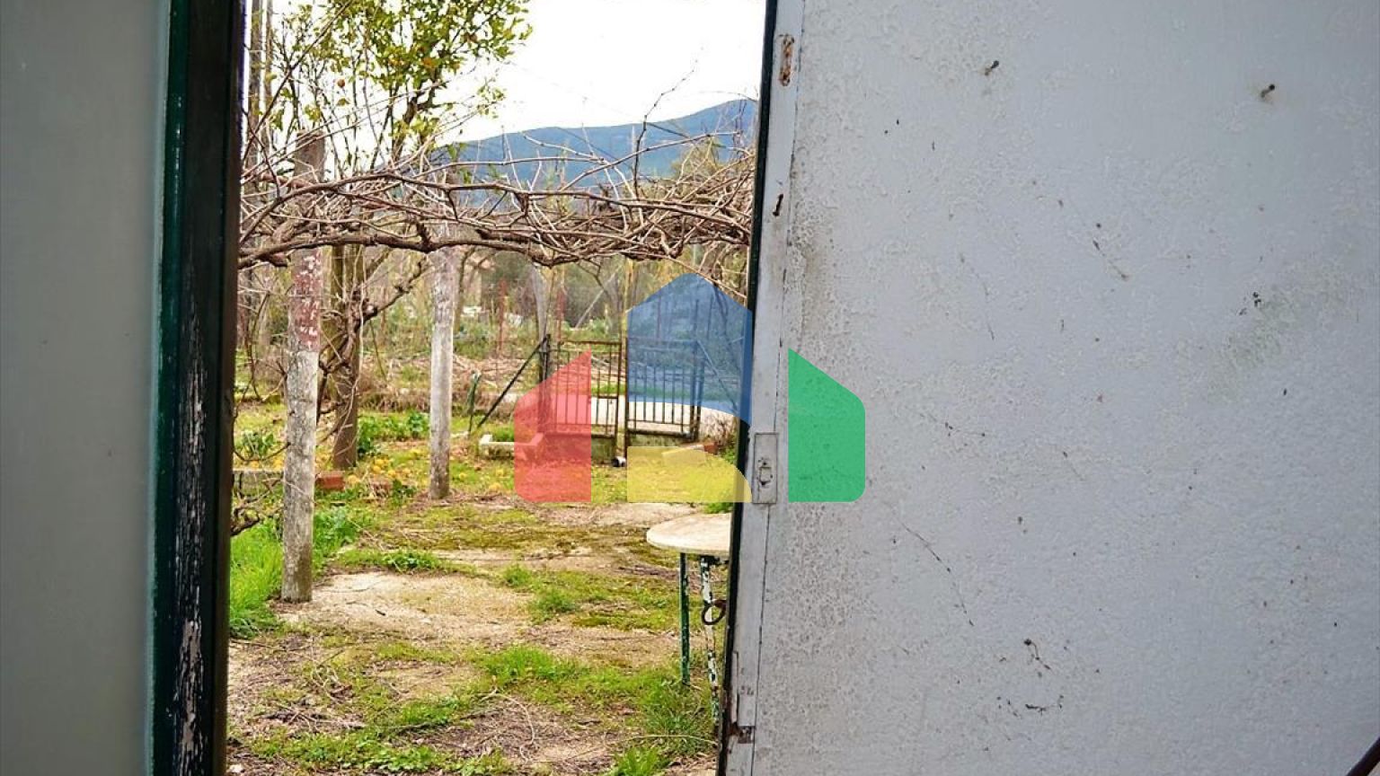 Продаж - Котедж 70 m² на о. Корфу