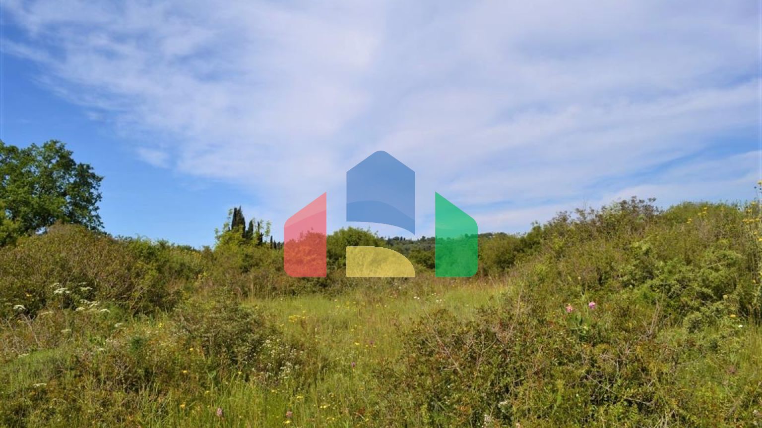 Продажа - Земельный участок 72000 m² на о. Корфу